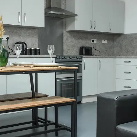 Apartment 2 Bed - City Centre Flat - Bradford - Ideal For Relocation, Family Getaway Or Working Professionals Bradford (West Yorkshire)